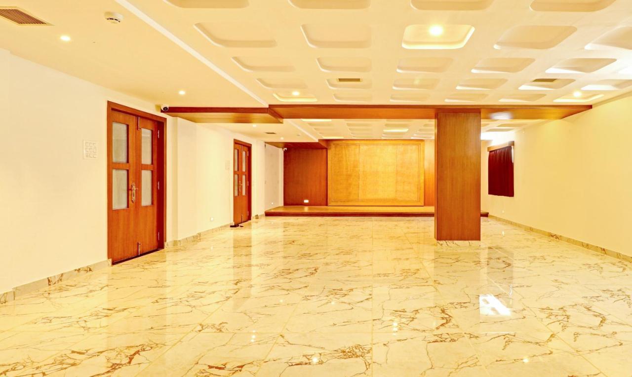 Treebo Celebrity Hotels And Suites Bangalore Buitenkant foto