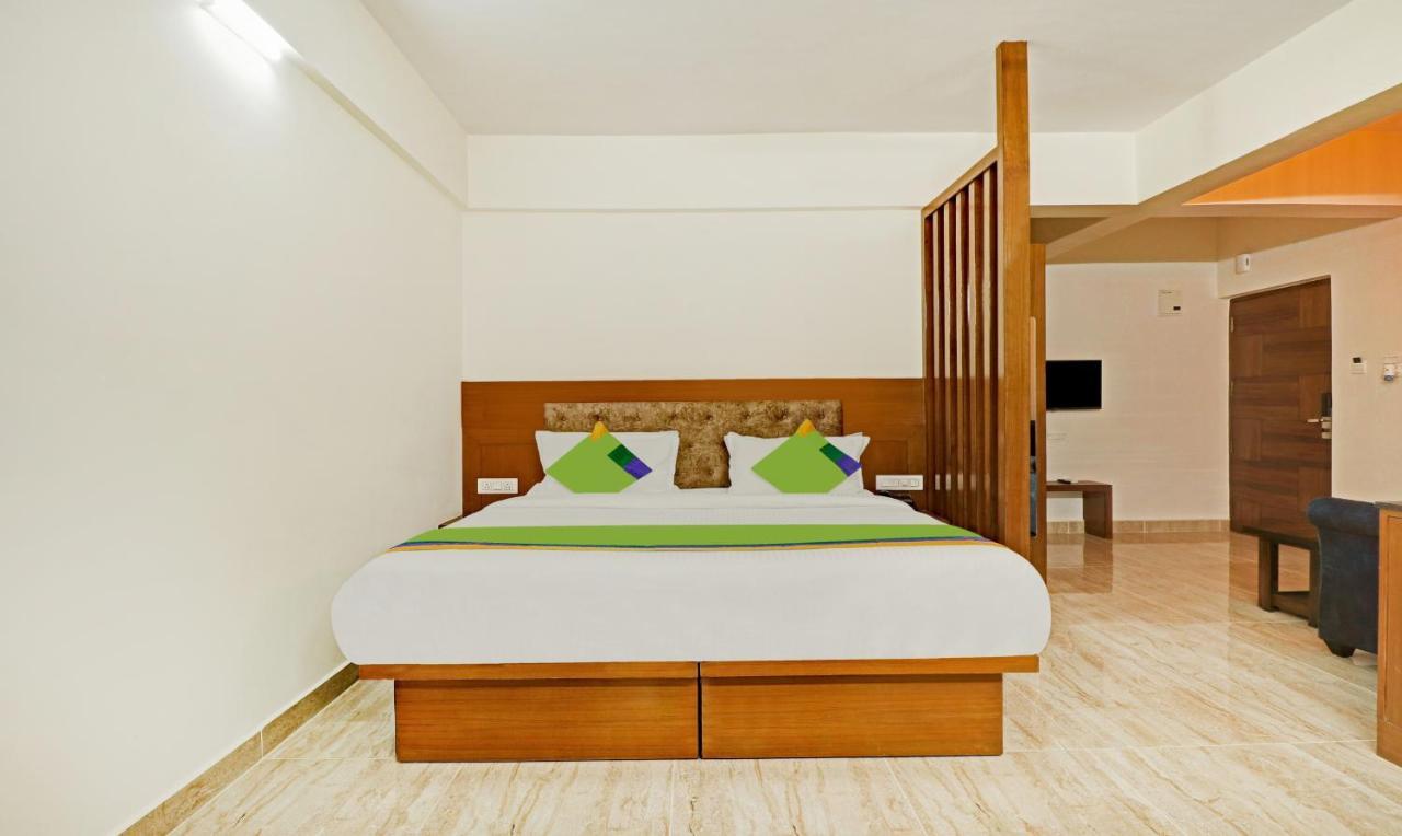 Treebo Celebrity Hotels And Suites Bangalore Buitenkant foto