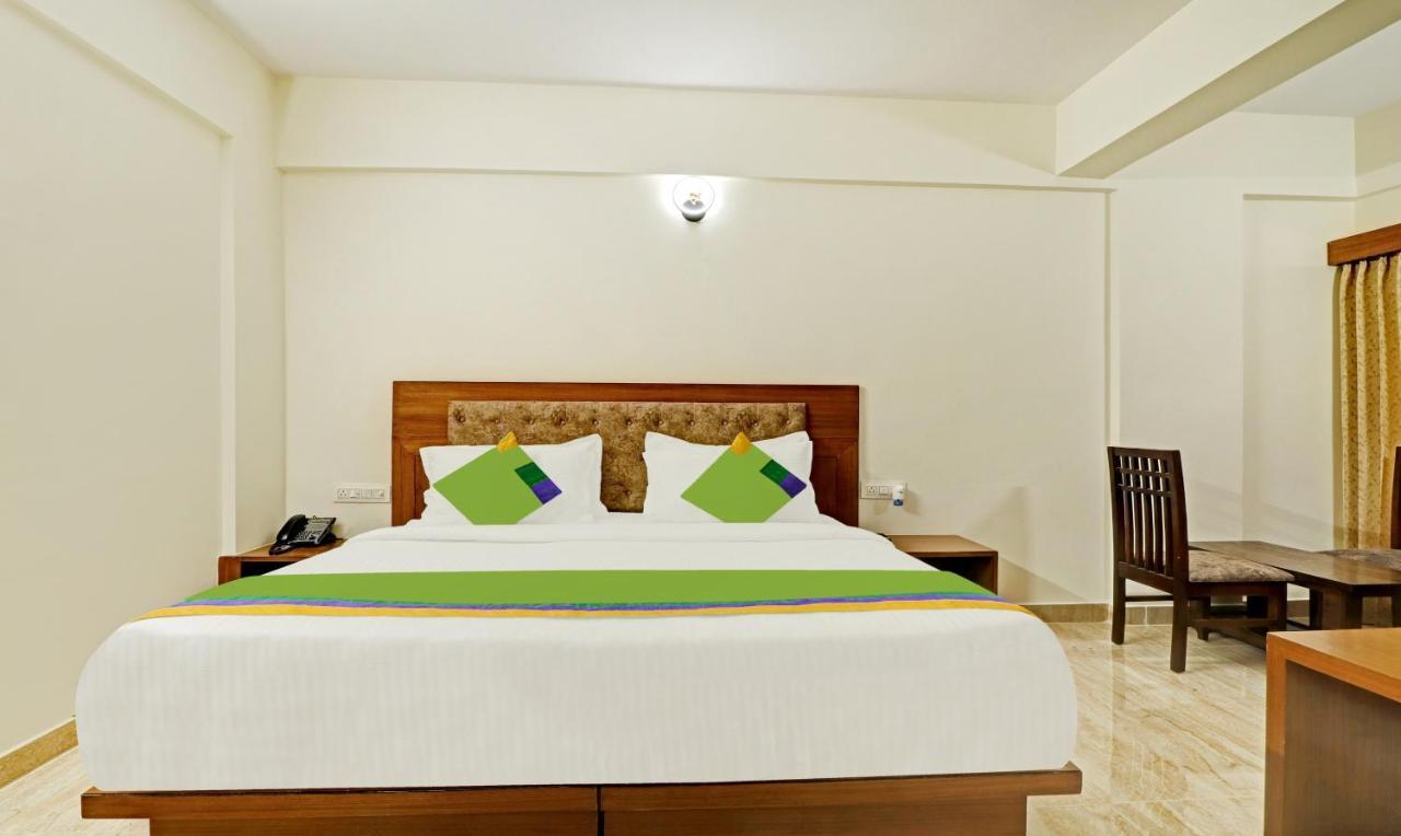 Treebo Celebrity Hotels And Suites Bangalore Buitenkant foto