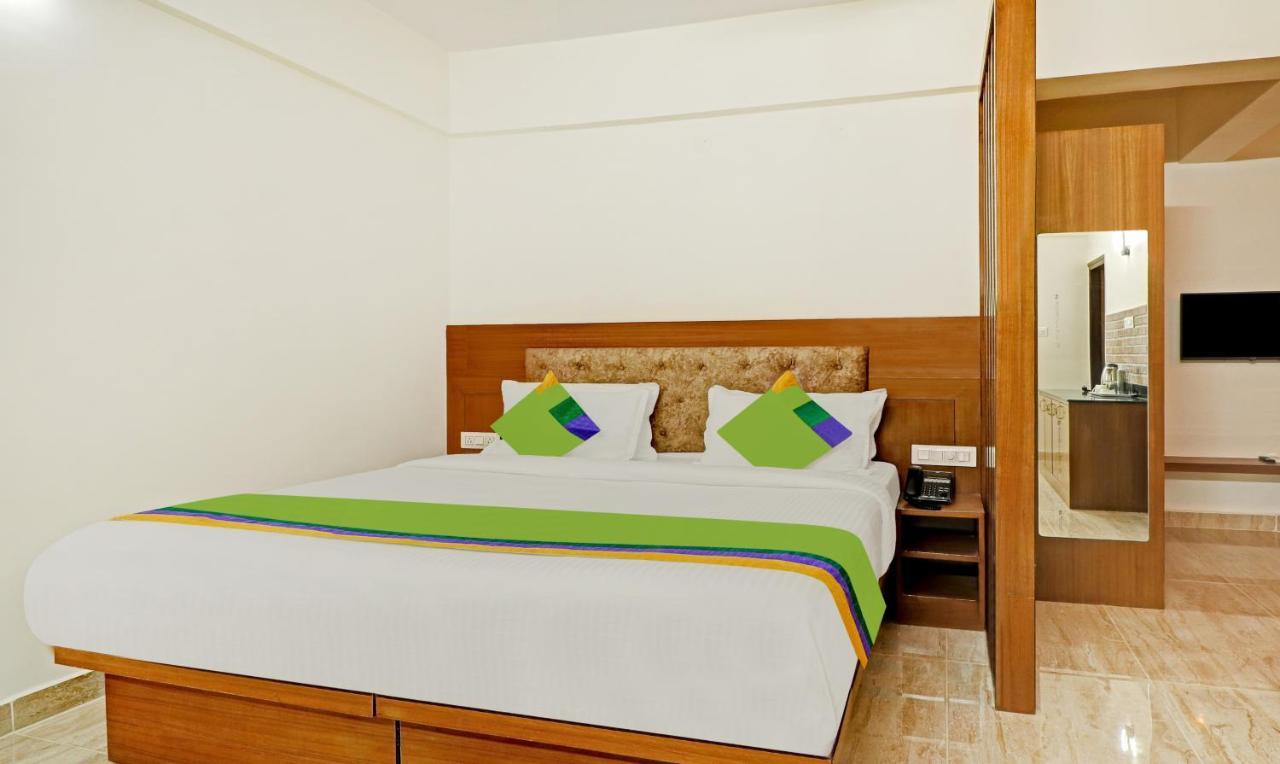 Treebo Celebrity Hotels And Suites Bangalore Buitenkant foto